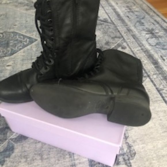 Steve Madden Booties - Picture 1 of 2